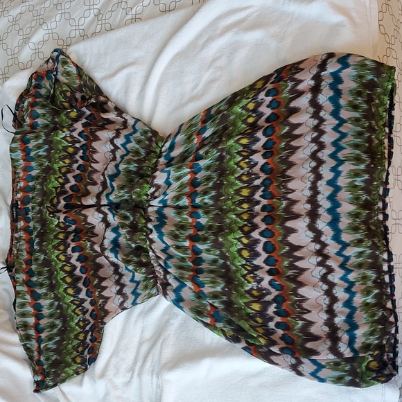 SOLD Forever 21 Dress - Picture 2 of 6